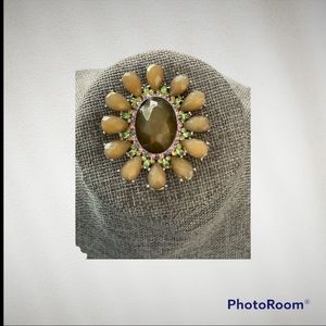 Vintage rhinestone brooch